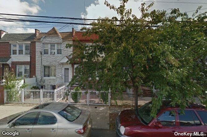 11529 126th Street, South Ozone Park, Queens, NY - 2 Bedrooms  
2.5 Bathrooms  
5 Rooms - 