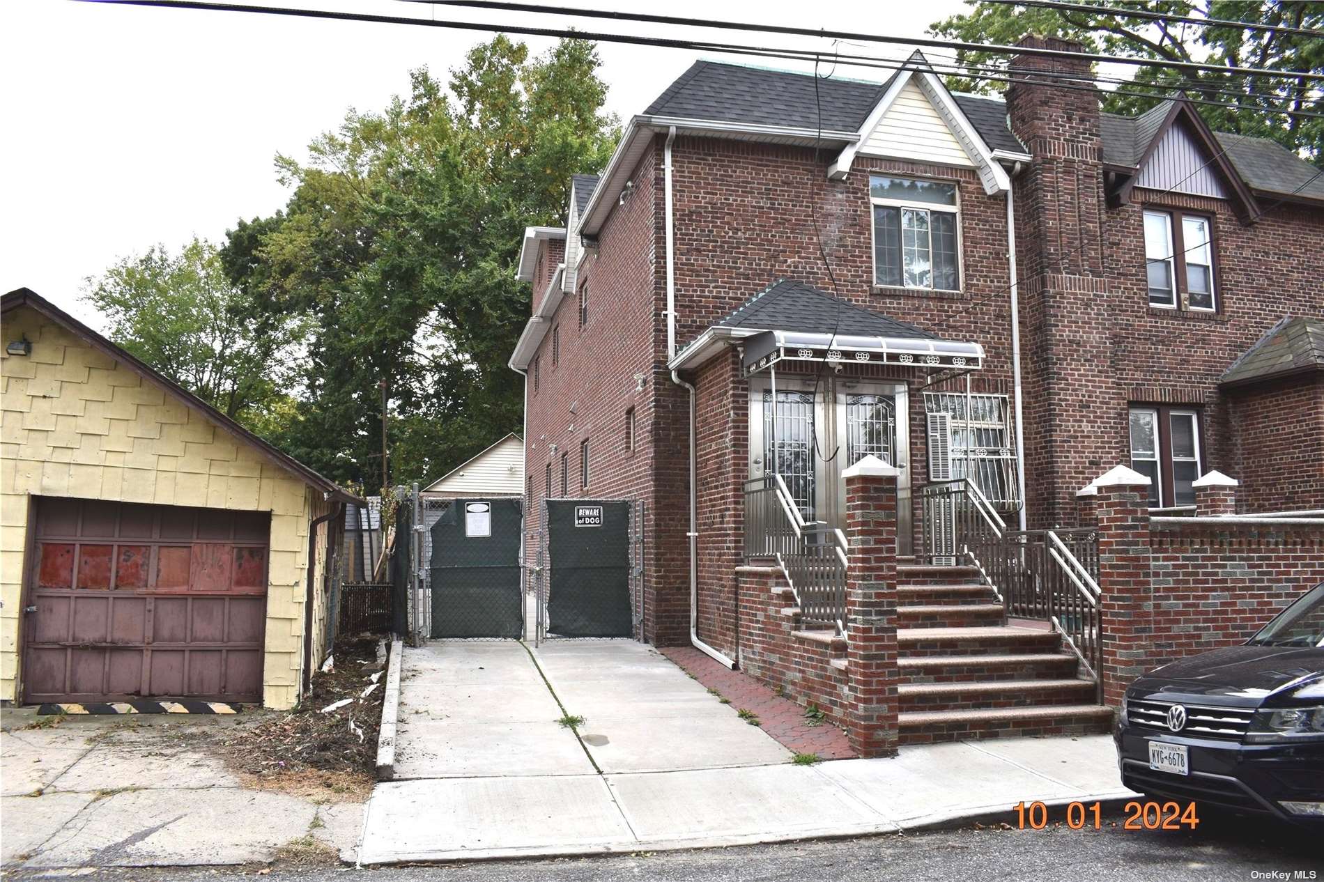 82 Drive, Jamaica, Queens, NY - 0.5 Bathrooms - 