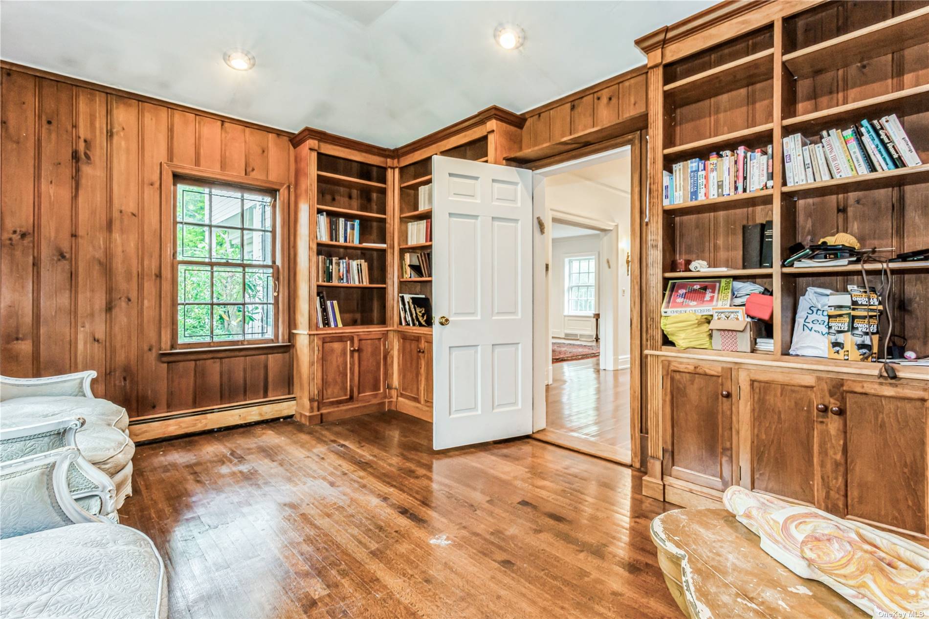 Lawrence, New York 11559, United States, 8 Bedrooms Bedrooms, ,6 BathroomsBathrooms,Residential,Pending,29452