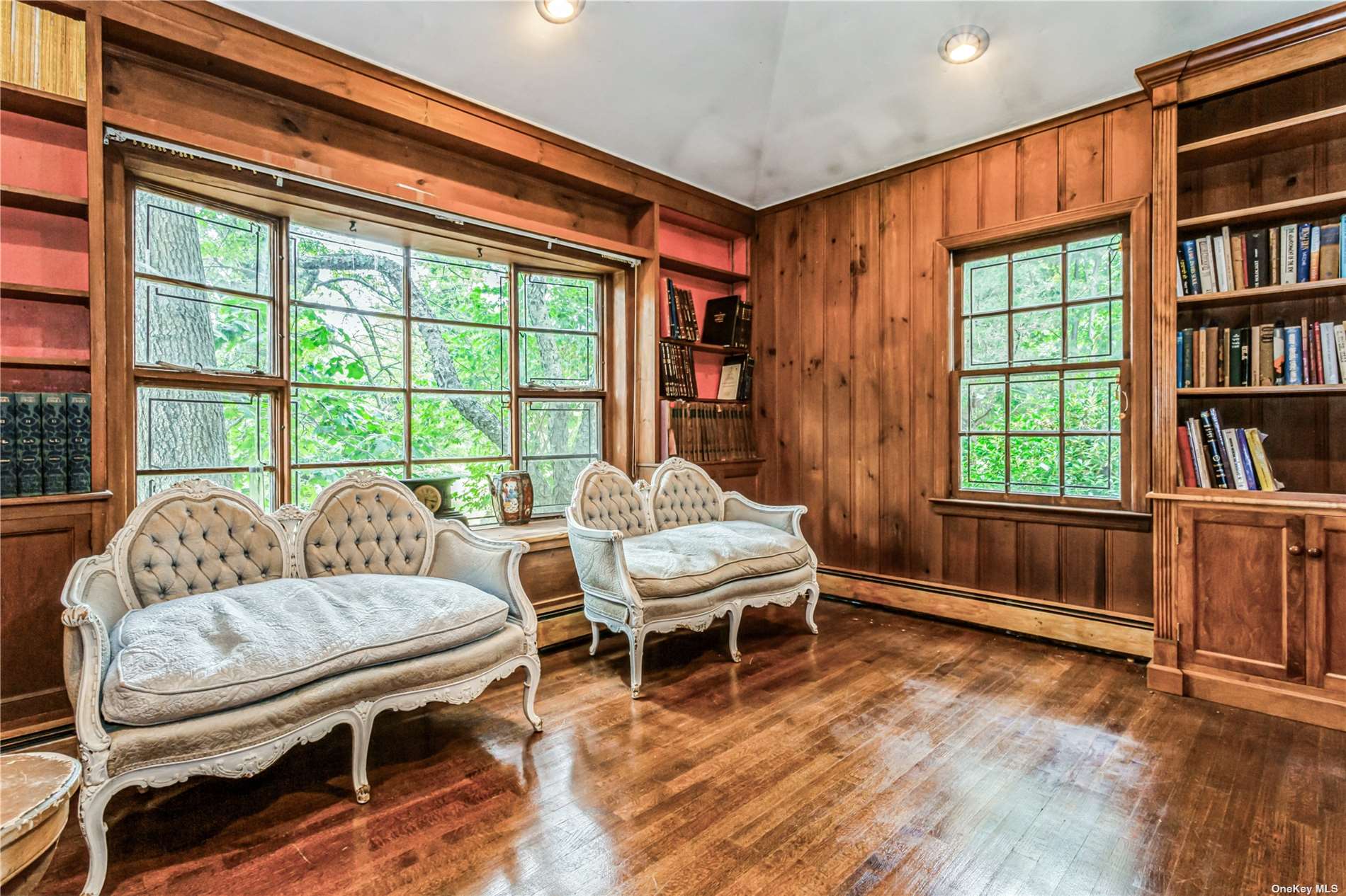 Lawrence, New York 11559, United States, 8 Bedrooms Bedrooms, ,6 BathroomsBathrooms,Residential,Pending,29452