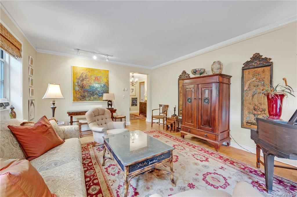 8 Midland Gardens Gdns #1H, Bronxville, New York image 19