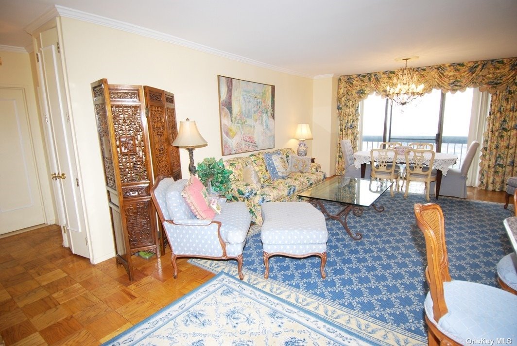 27110 Grand Central Parkway #29T, Floral Park, New York image 3