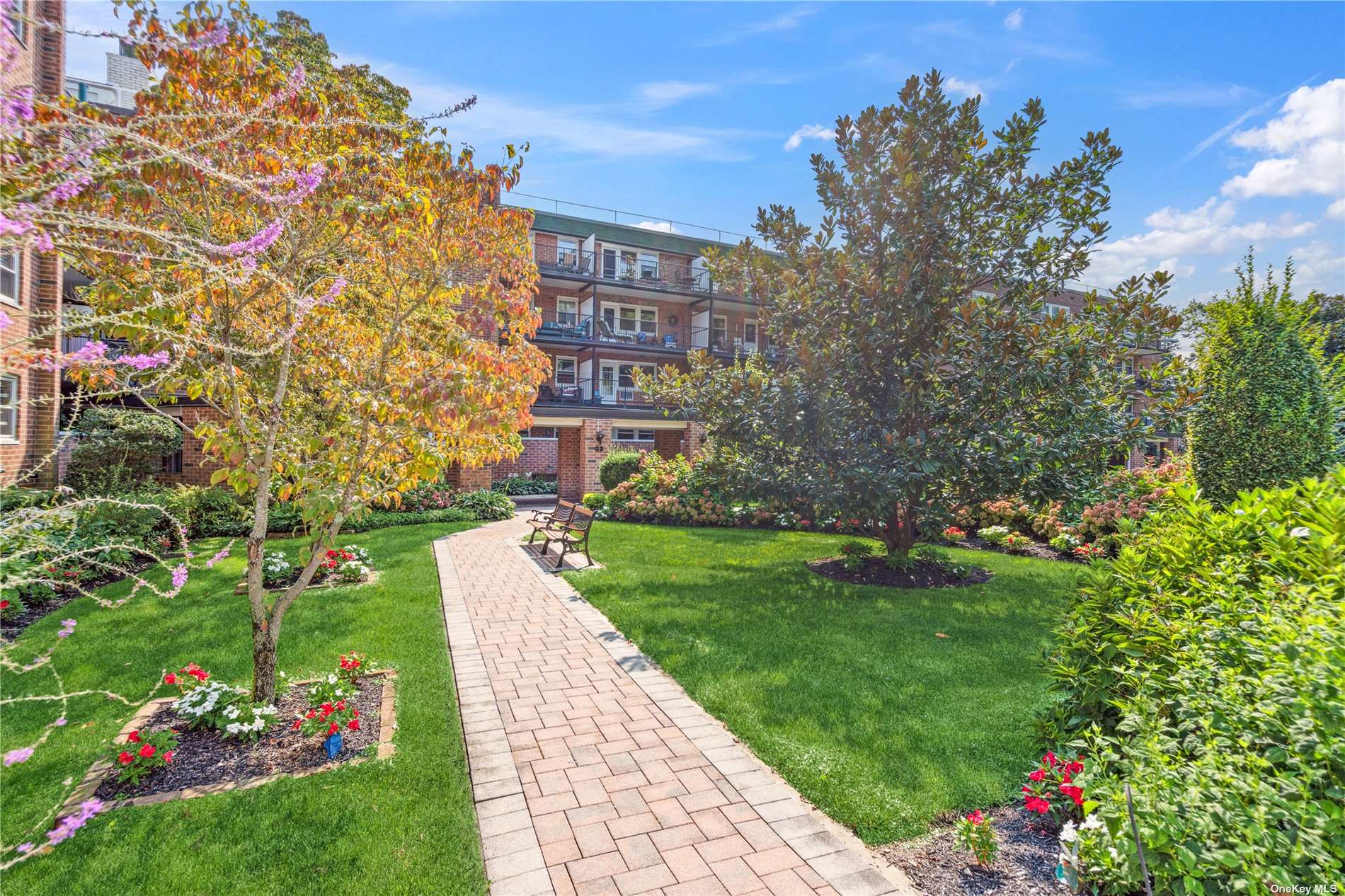 32 Pearsall Avenue #4D, Glen Cove, New York image 1