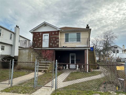 Multifamily For Sale - 16 E Pine Street<br/> Long Beach, NY 11561