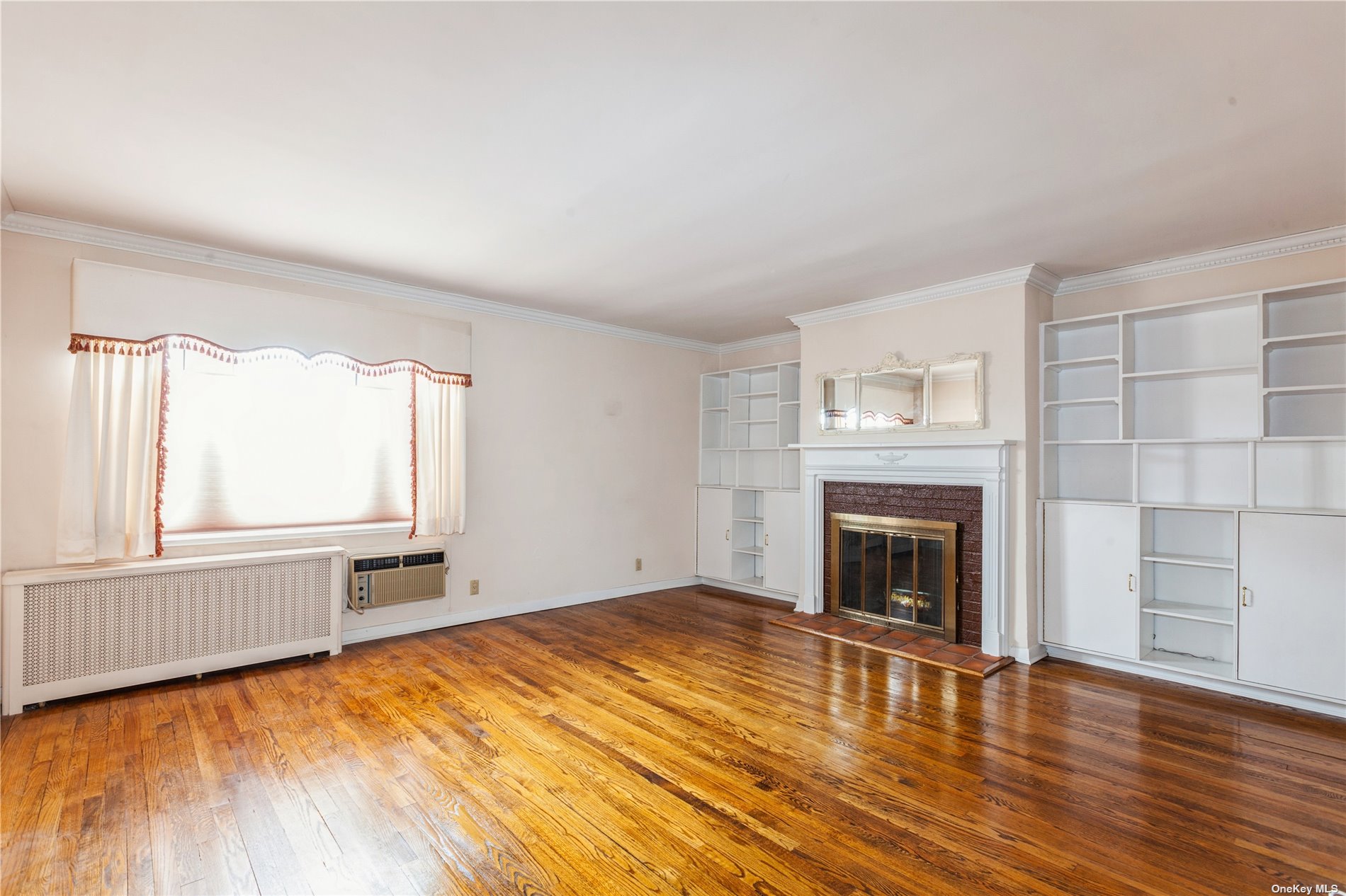 360 Stewart Avenue #3D, Garden City, New York image 4