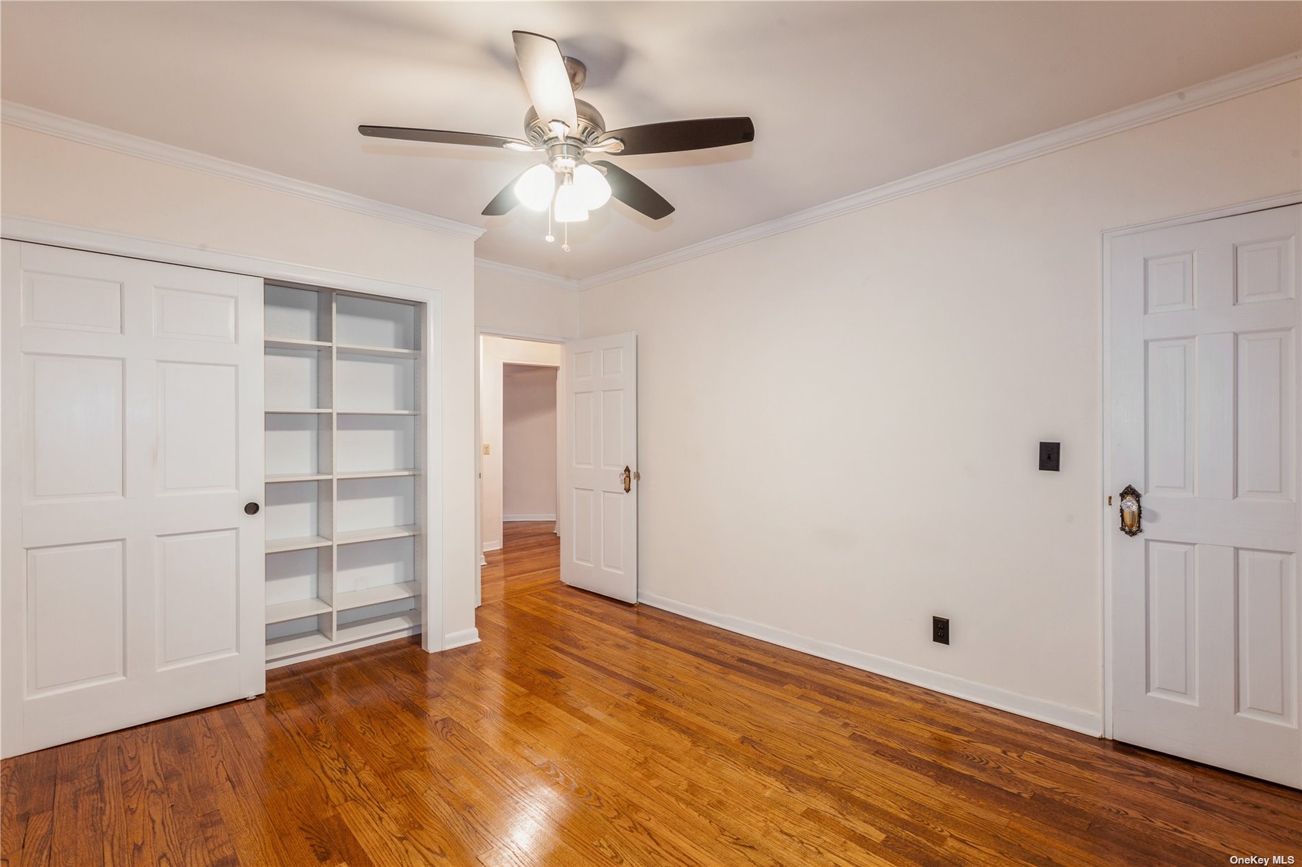 360 Stewart Avenue #3D, Garden City, New York image 12