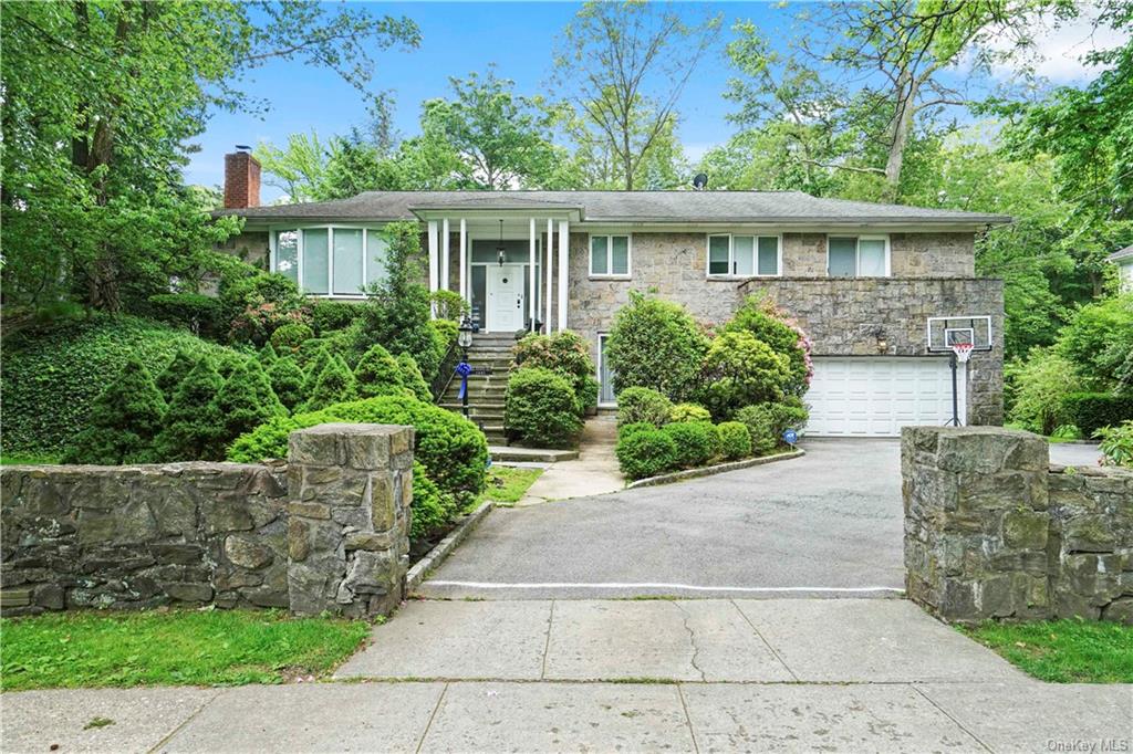 Property for Sale at 1341 Pelhamdale Avenue, Pelham, New York - Bedrooms: 4 
Bathrooms: 3 
Rooms: 8  - $1,759,000