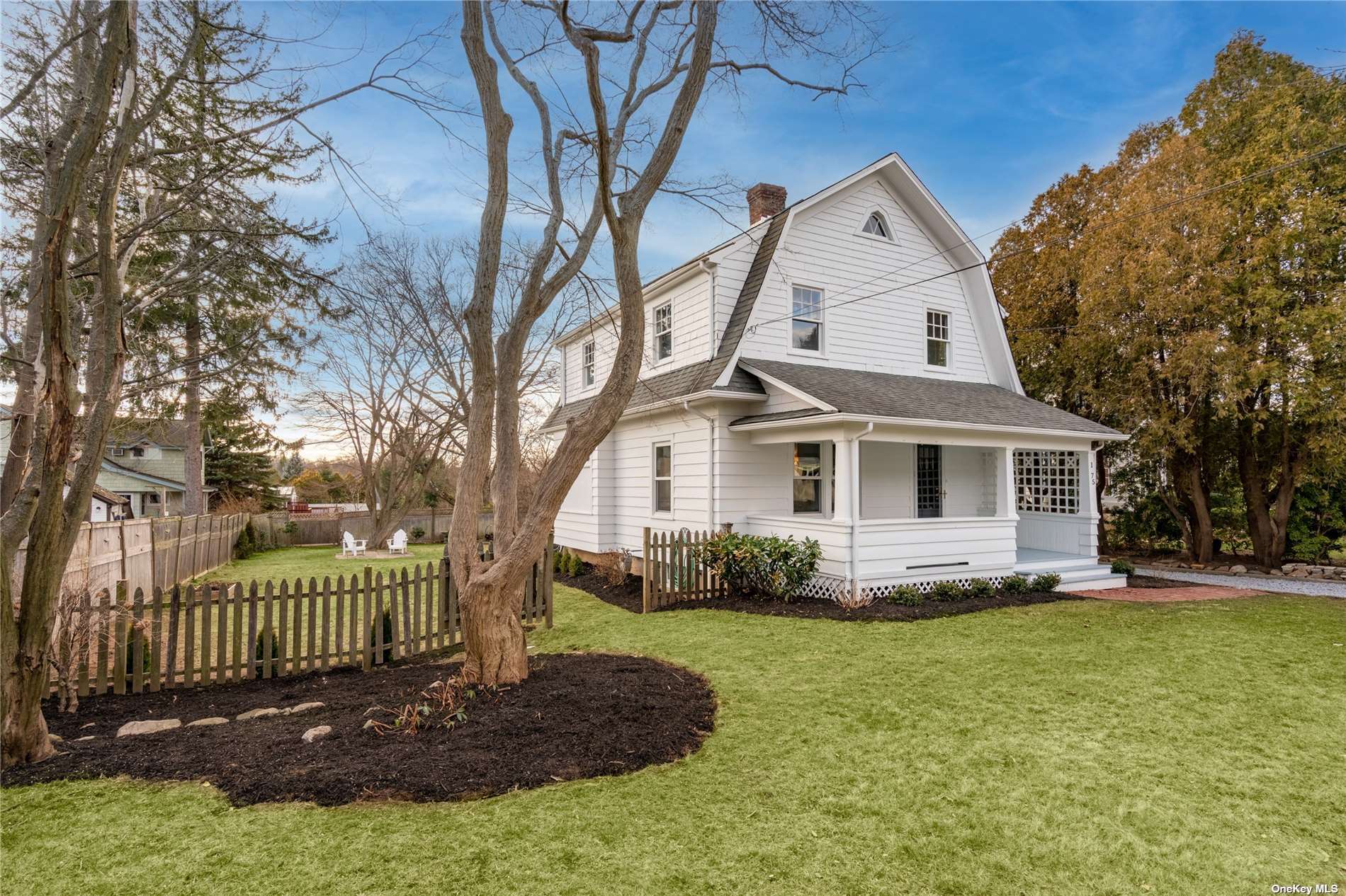 Photo 2 of 3 of 175 Nassau Road house
