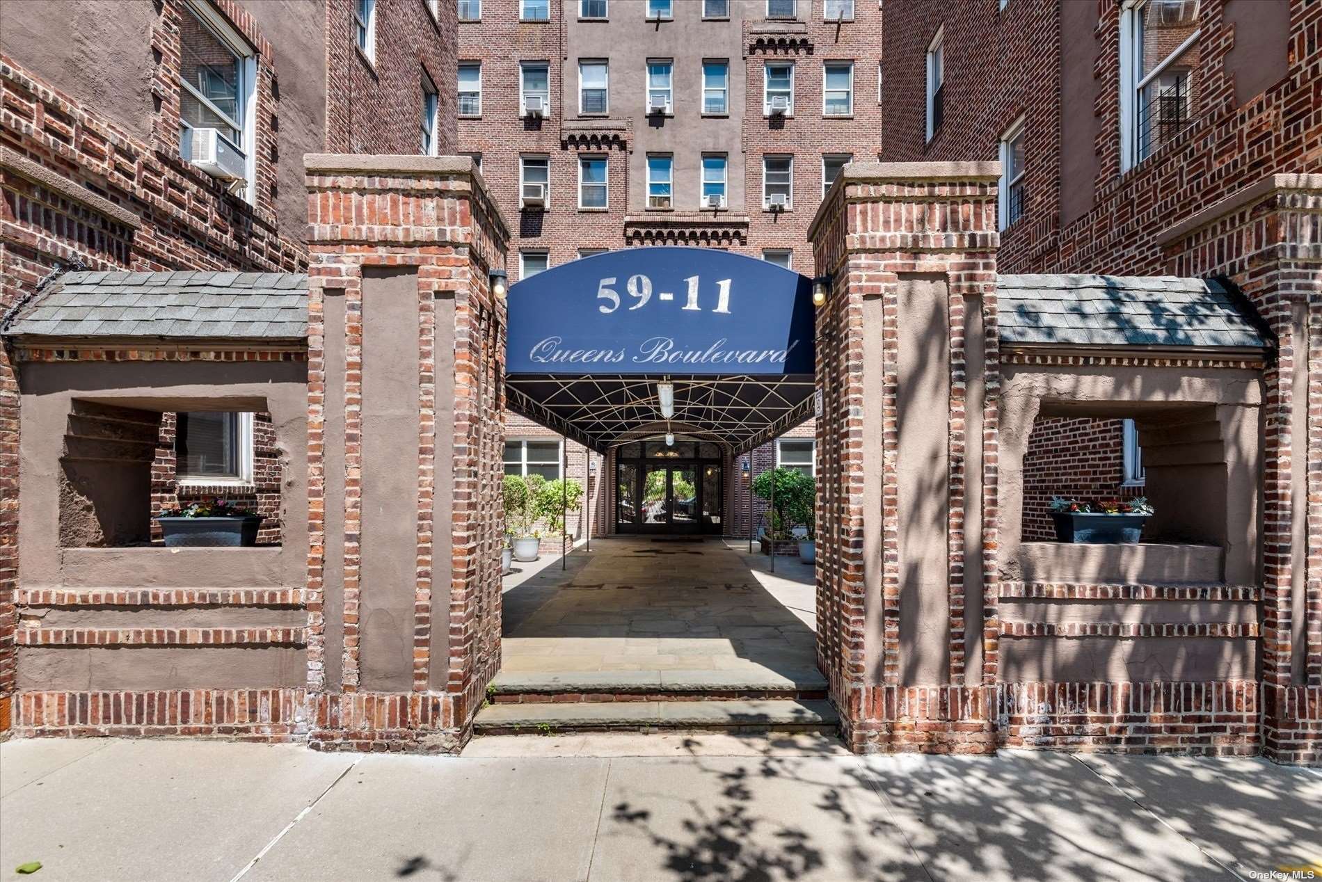 59-11 Queens Boulevard #4P, Woodside, New York image 2