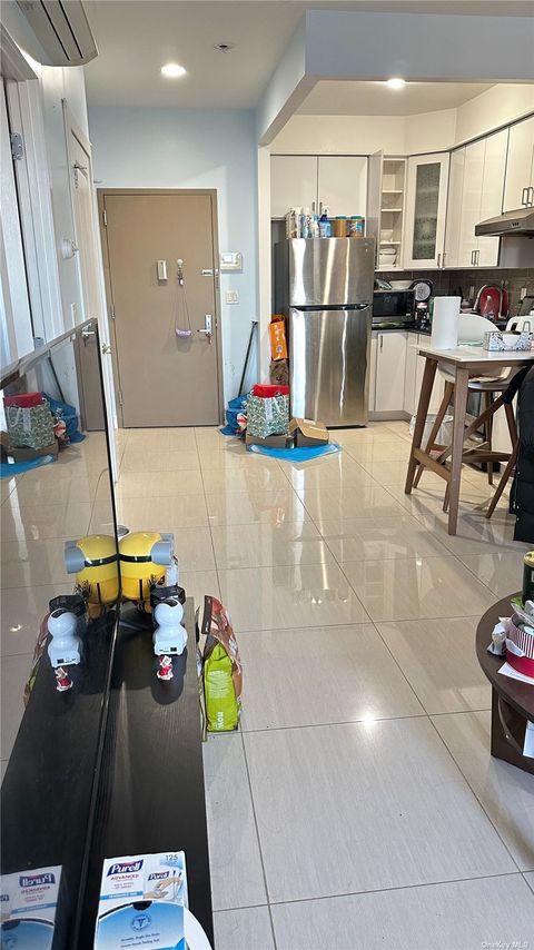 Condo For Sale - 42-26 147th Street #5B<br/> Queens County, Flushing, NY 11355