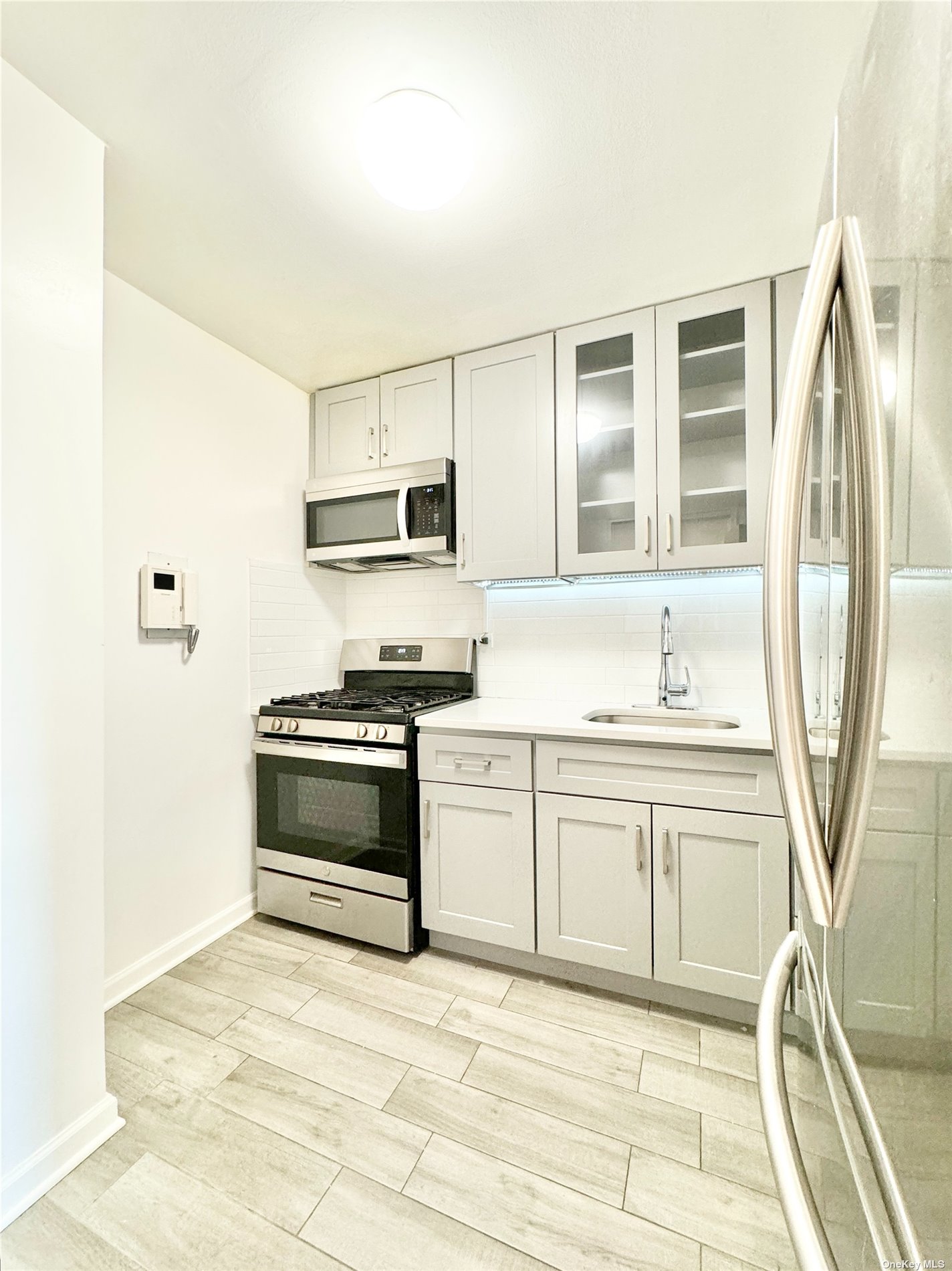 8615 Broadway #4F, Elmhurst, New York image 4