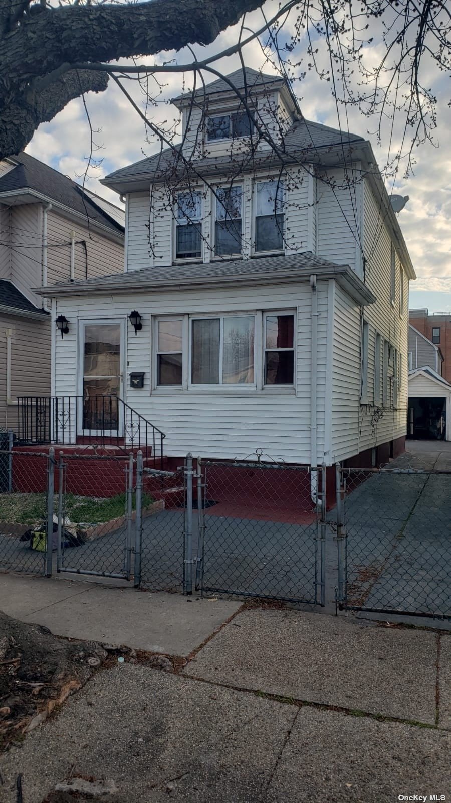 109-45 127th Street, South Ozone Park, New York image 2