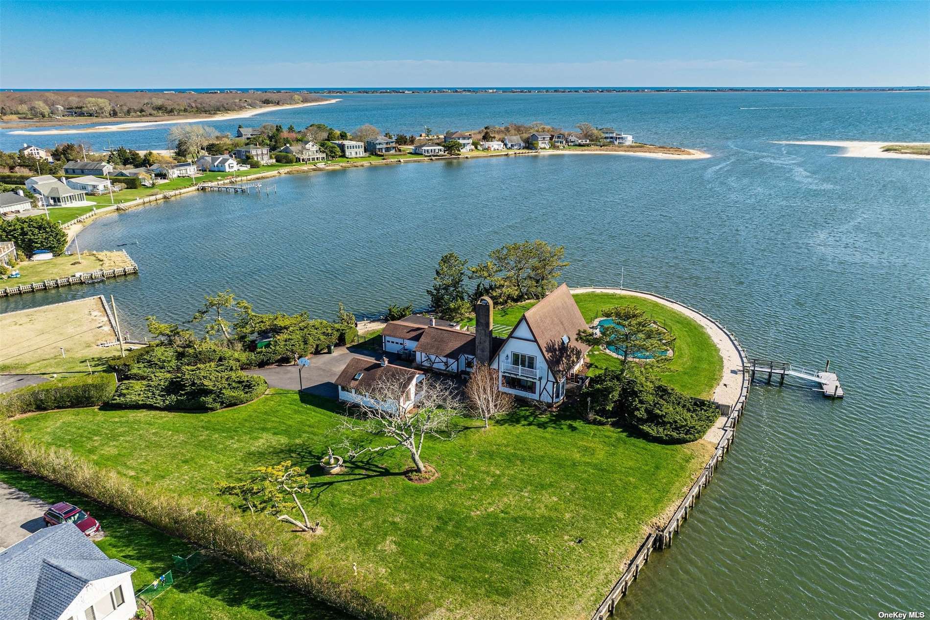 Property for Sale at Middle Pond Lane, Southampton, Hamptons, NY - Bedrooms: 4 
Bathrooms: 3  - $8,200,000