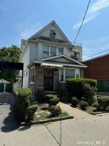 Property for Sale at 9424 55 Avenue, Elmhurst, Queens, NY - Bedrooms: 3 
Bathrooms: 2 
Rooms: 8  - $1,200,000