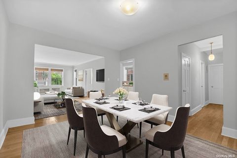 86-10 34th Avenue Unit 321, Jackson Heights, NY 11372 - #: L3574684