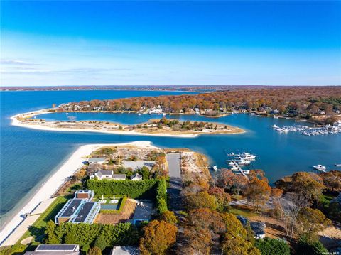 51 Beach Plum Road Sag Harbor NY 11963