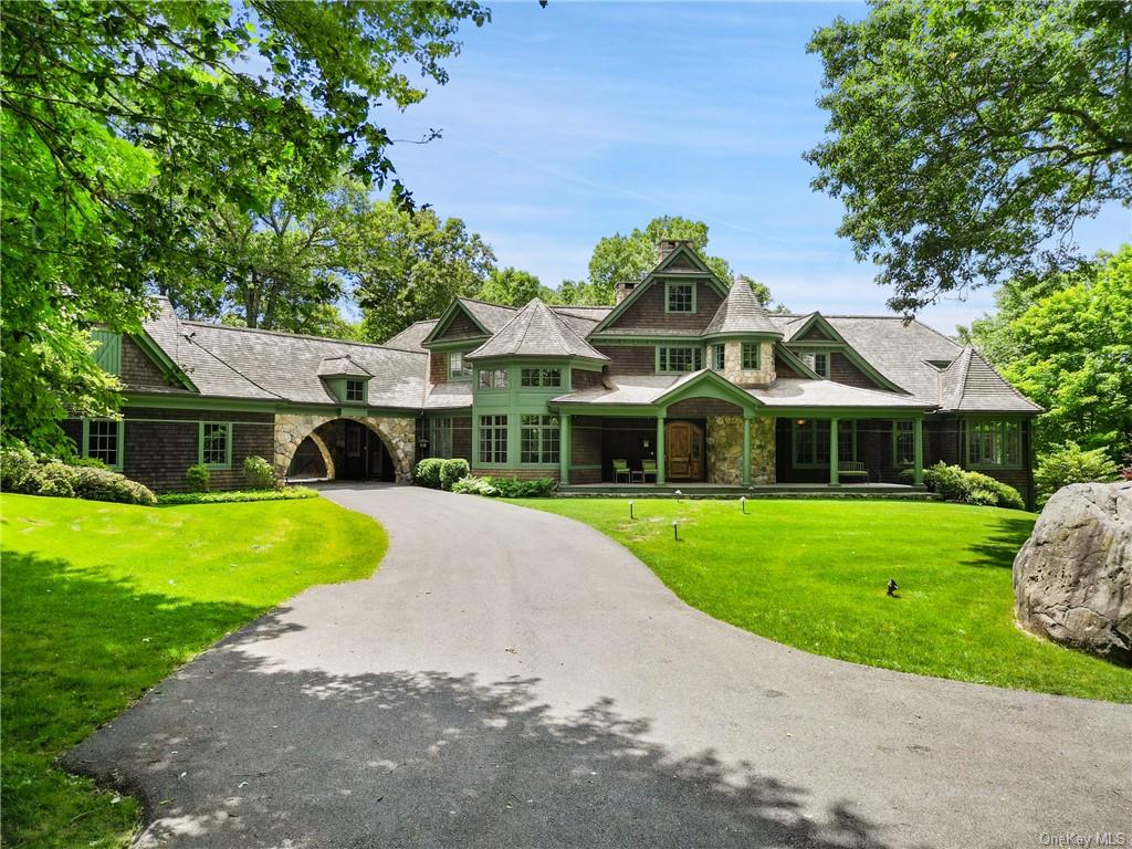 Property for Sale at 131 Hickory Kingdom Road, Bedford, New York - Bedrooms: 4 
Bathrooms: 5 
Rooms: 8  - $2,995,000