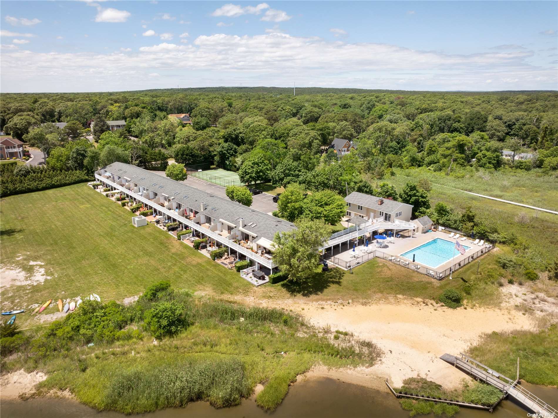 61 West Tiana Road #16, Hampton Bays, New York image 33