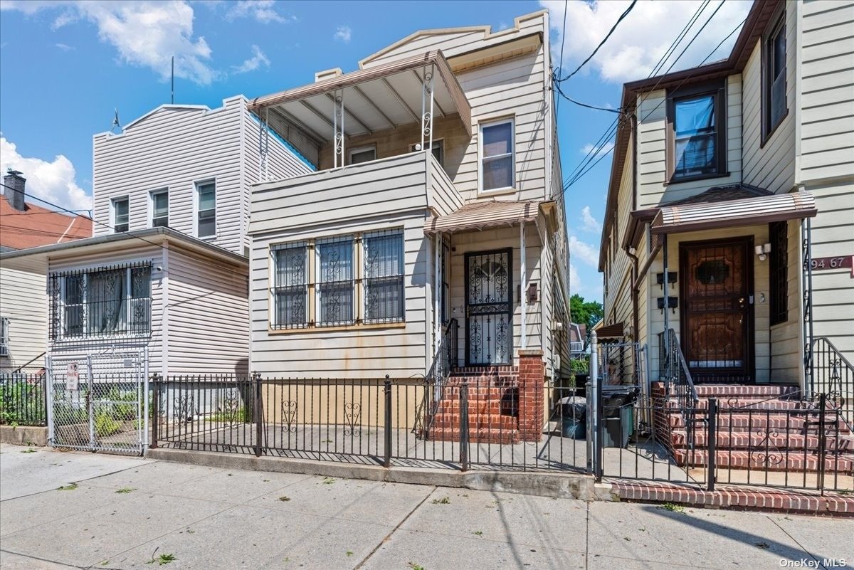 Property for Sale at 9461 Alstyne Avenue, Elmhurst, Queens, NY - Bedrooms: 6 
Bathrooms: 2 
Rooms: 10  - $1,150,000