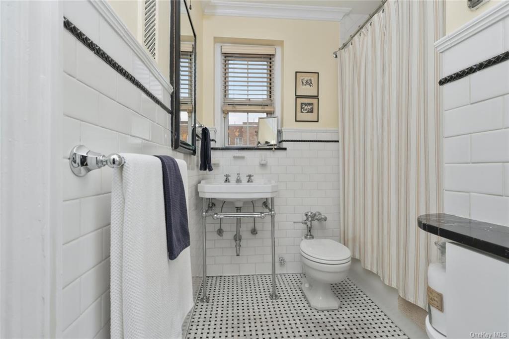 Photo 18 of 25 of 270 Bronxville Road A45 co-op property
