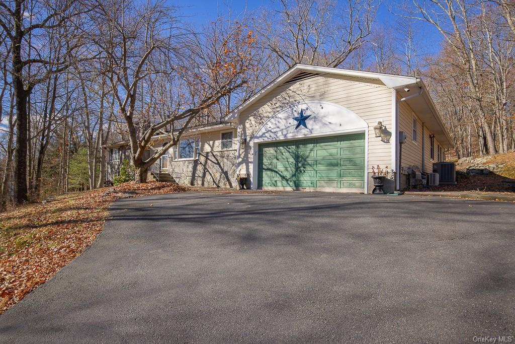 157 Johnsontown Road, Sloatsburg, New York image 2