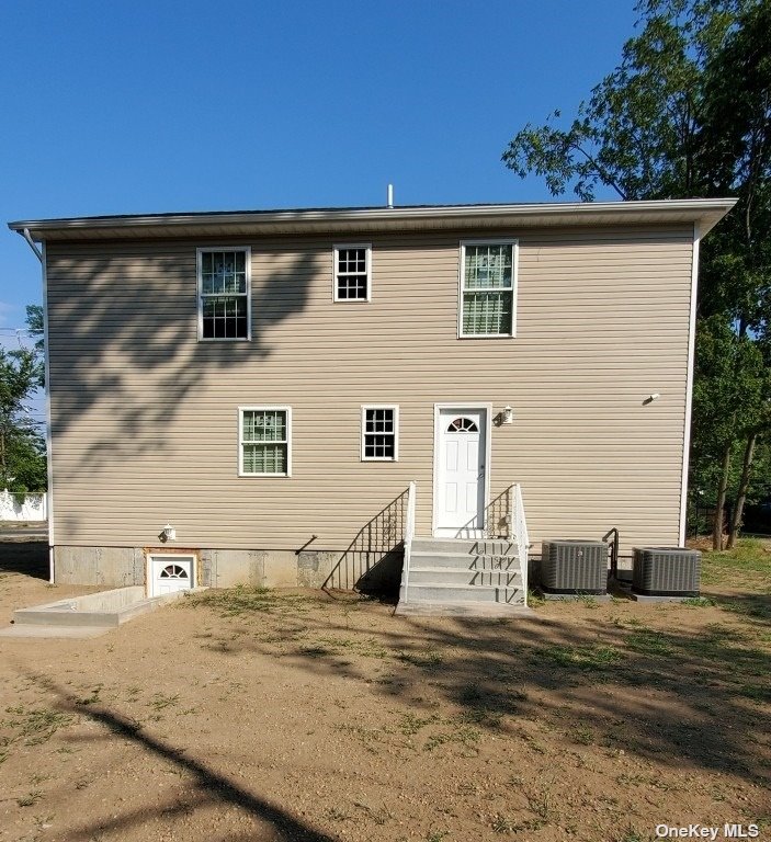 Photo 4 of 20 of 1659 Straight Path house