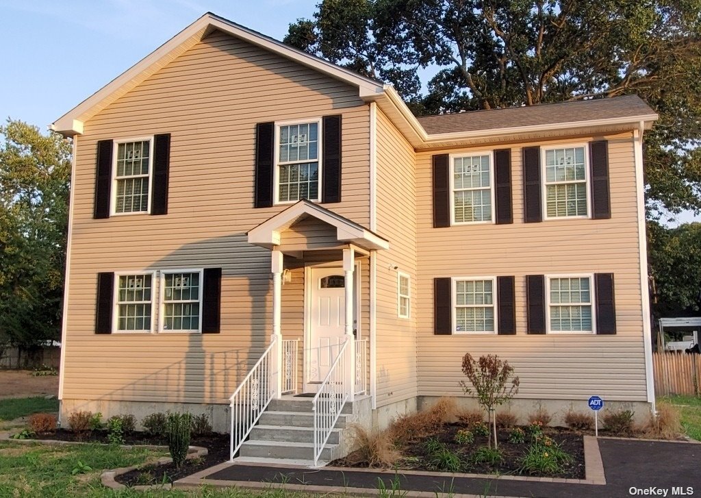 Photo 1 of 20 of 1659 Straight Path house