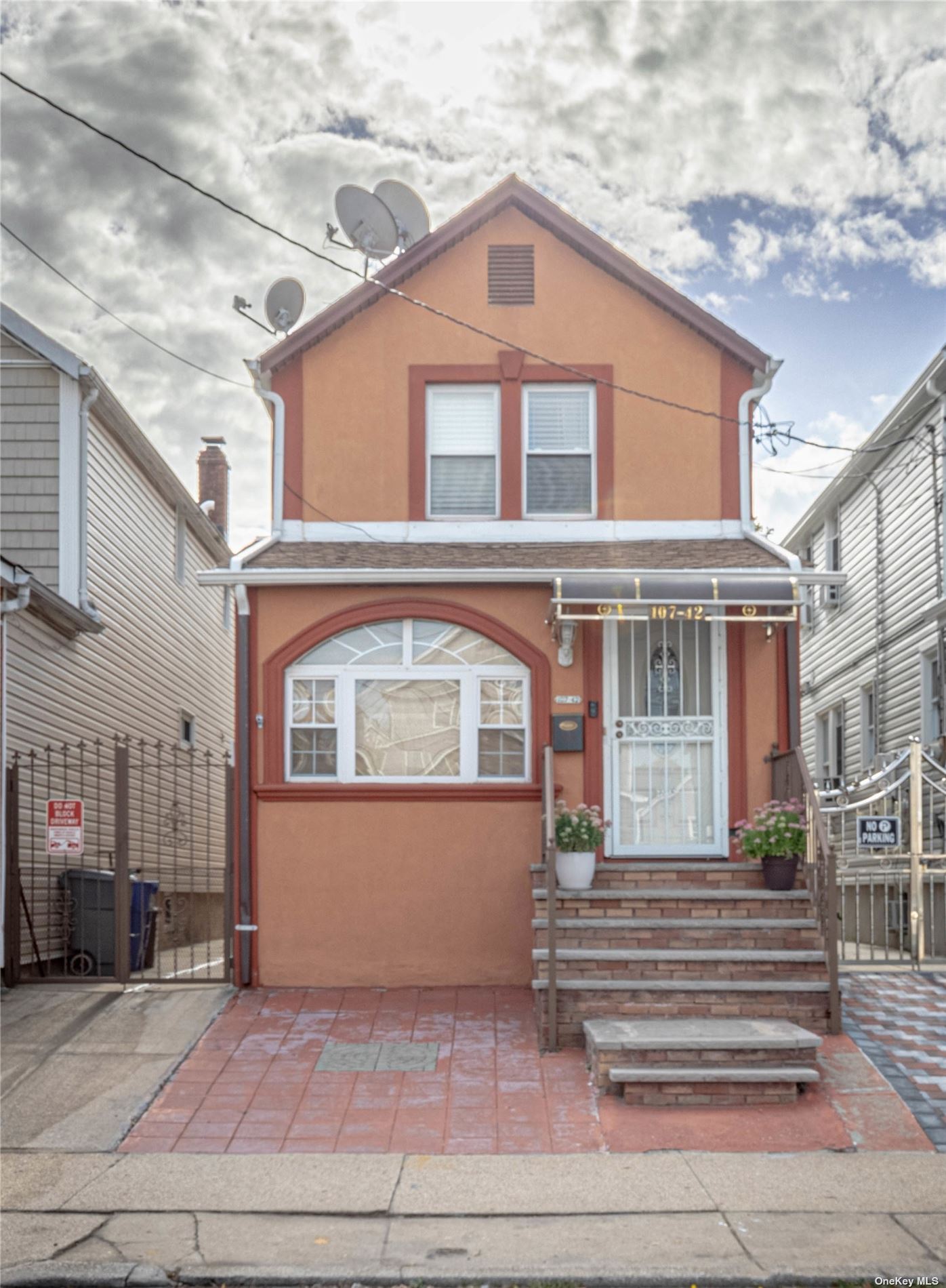 Property for Sale at 10742 107th Street, Ozone Park, Queens, NY - Bedrooms: 5 
Bathrooms: 2 
Rooms: 10  - $849,000