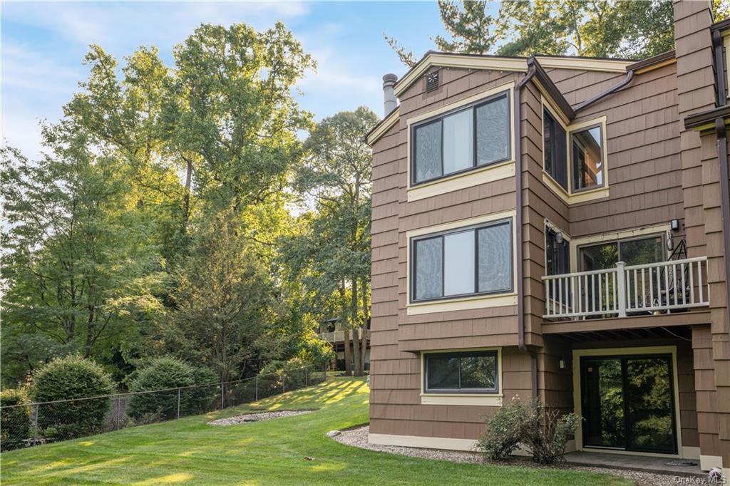 125 Treetop Circle, Nanuet, New York image 27