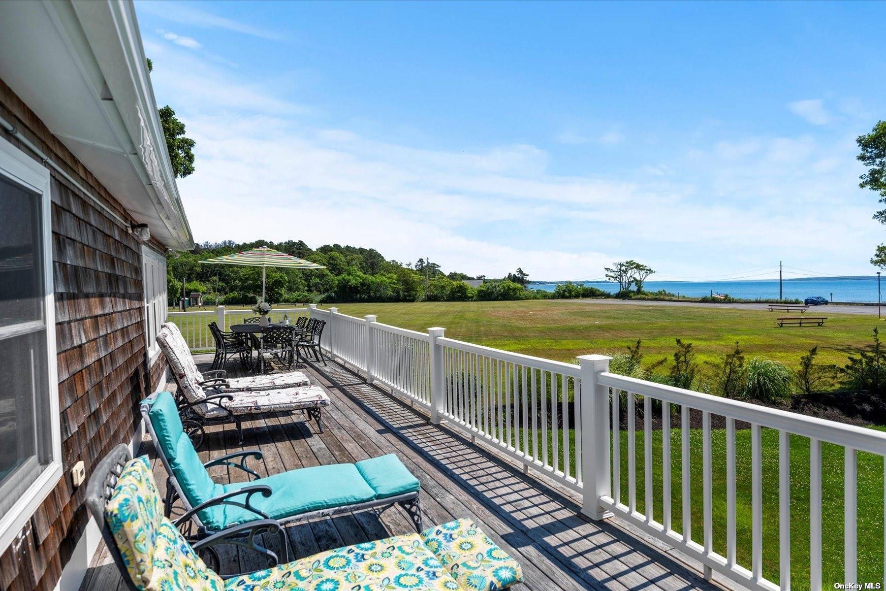 9160 Peconic Bay Boulevard, Laurel, New York image 36