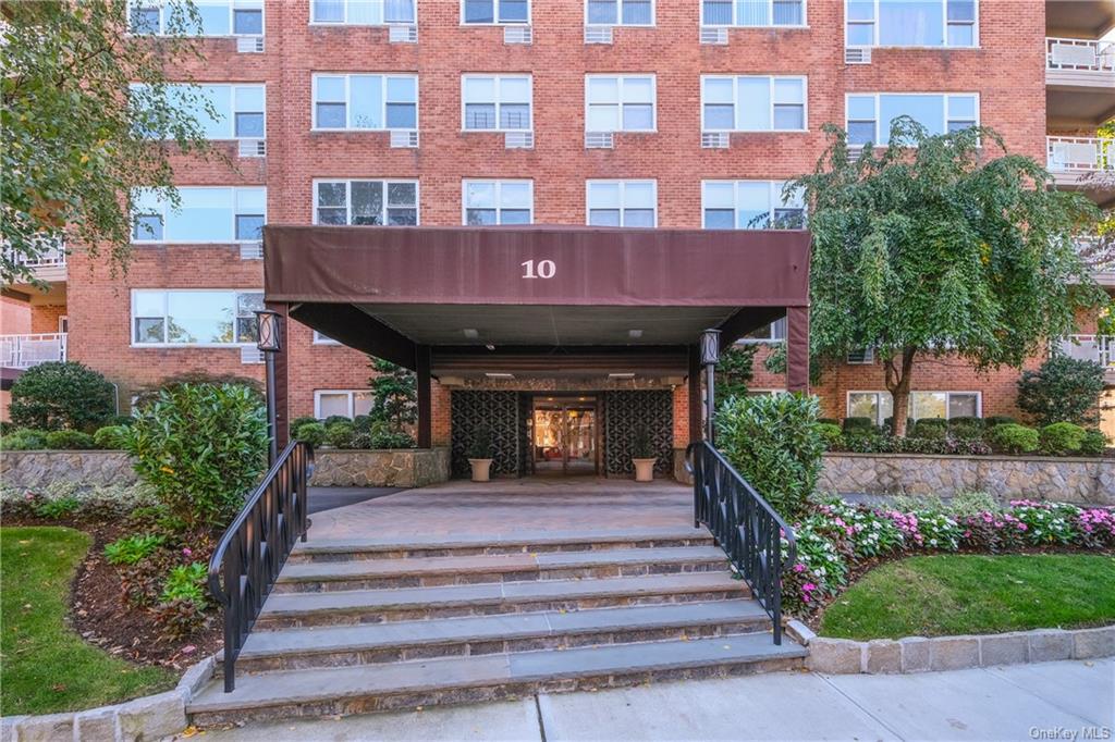 10 Old Mamaroneck Road #1D, White Plains, New York image 2