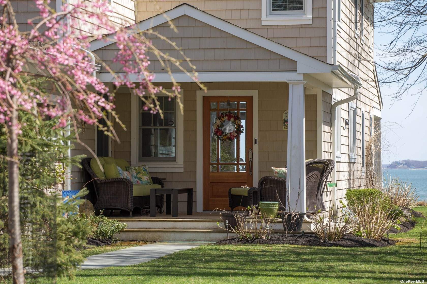 Rental Property at South Lane, East Marion, Hamptons, NY - Bedrooms: 4 
Bathrooms: 4  - $10,000 MO.
