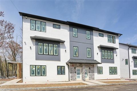 19 Old Nyack Turnpike 202 Monsey NY 10952