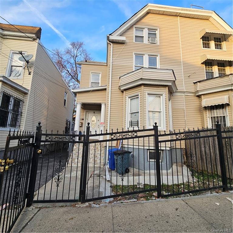 Property for Sale at 687 E 232nd Street, Bronx, New York - Bedrooms: 5 
Bathrooms: 2 
Rooms: 8  - $650,000