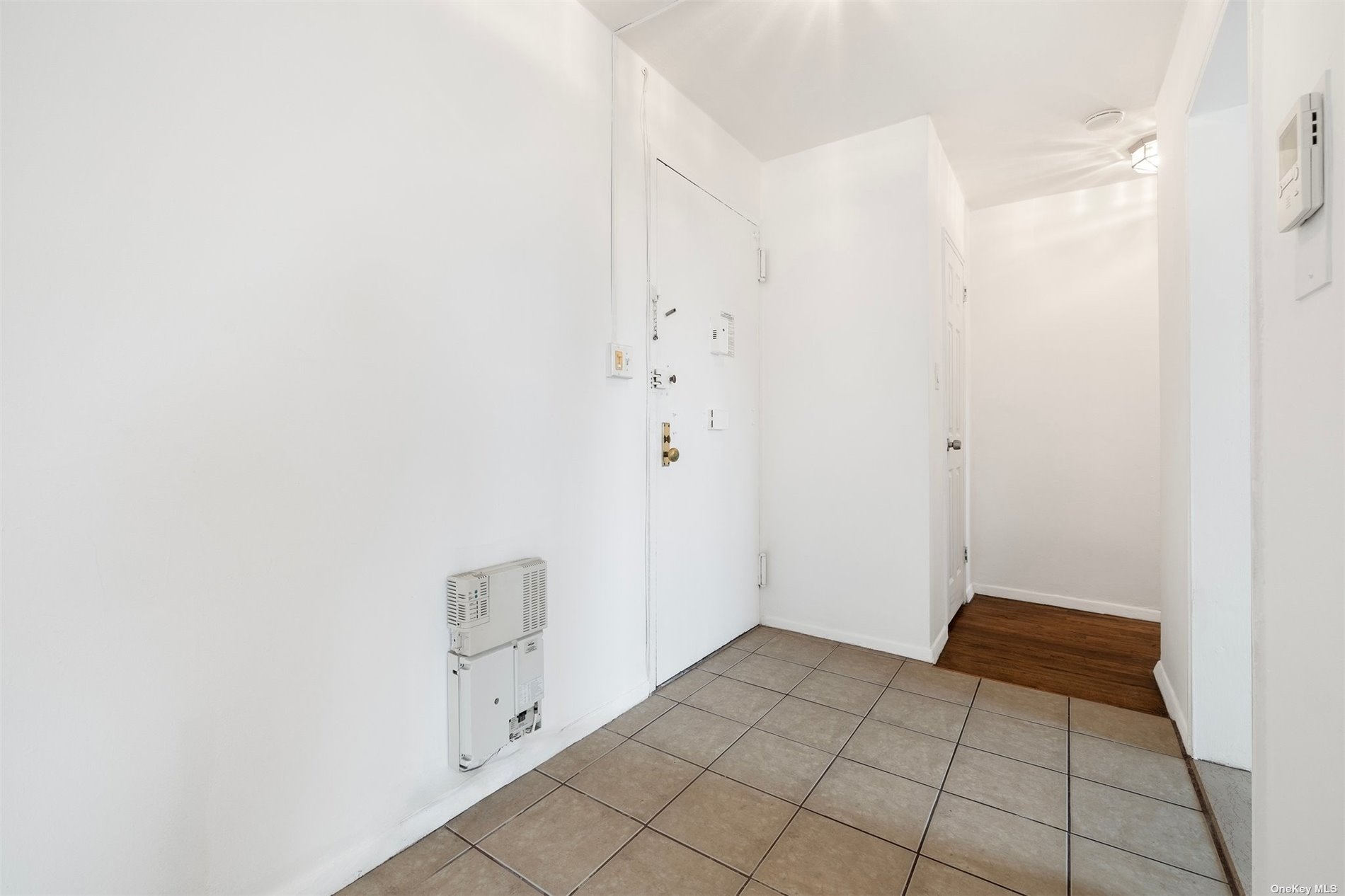 209-10 41st Ave Ave #5P, Bayside, New York image 3