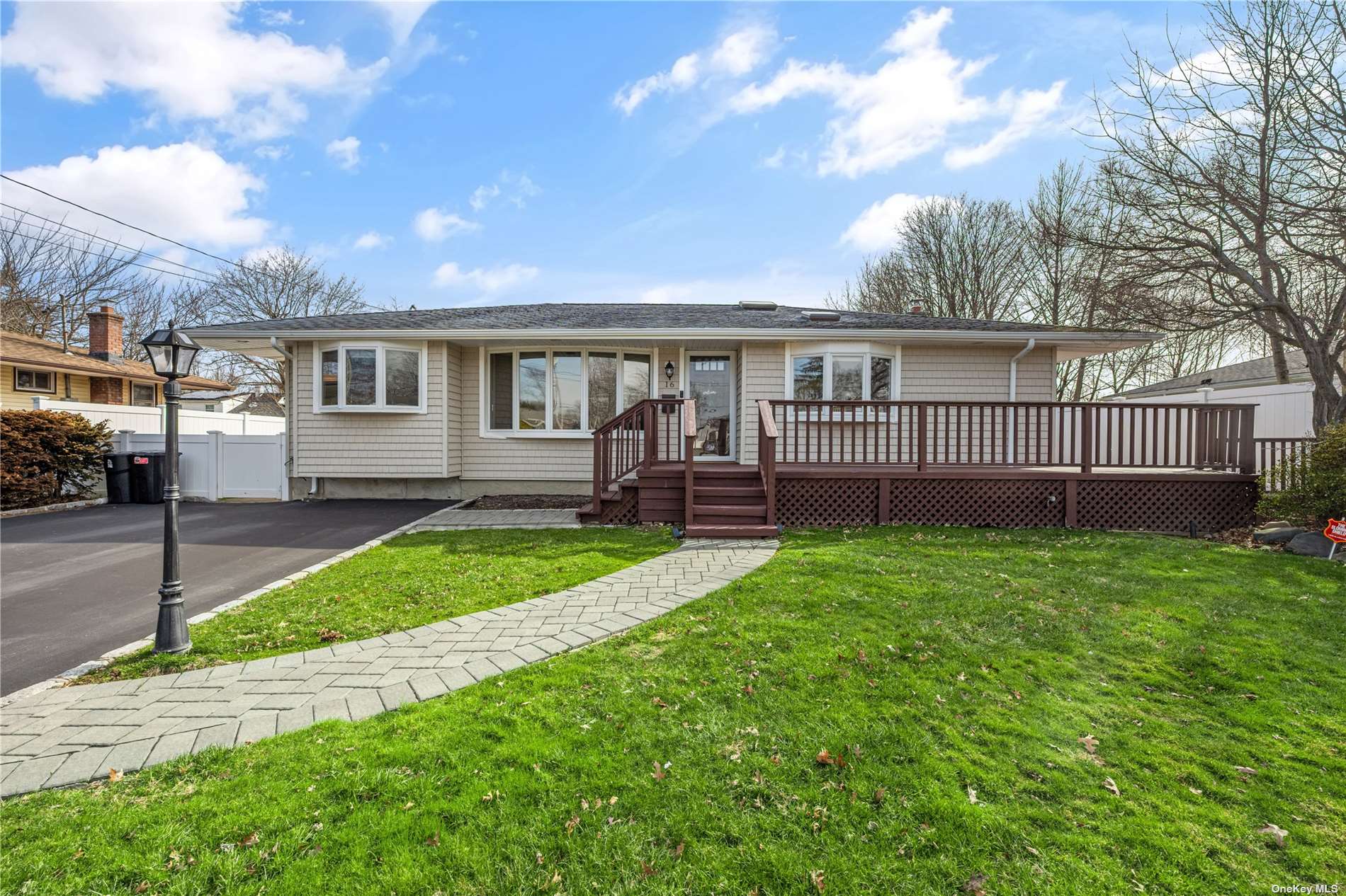 Property for Sale at 16 Sugarwood Lane, Commack, Hamptons, NY - Bedrooms: 3 
Bathrooms: 1  - $629,000