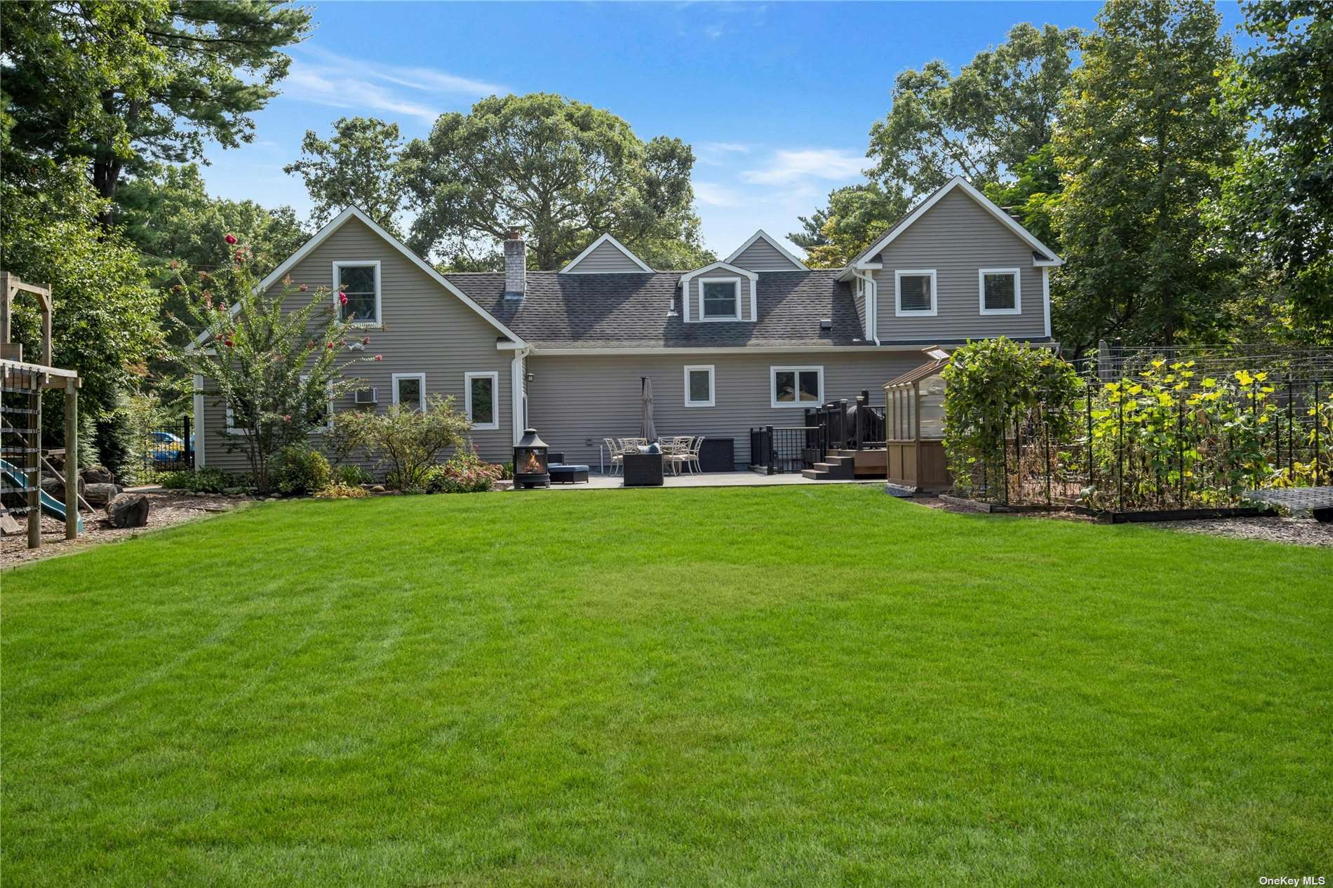 115 Brook Lane, Smithtown, New York image 31