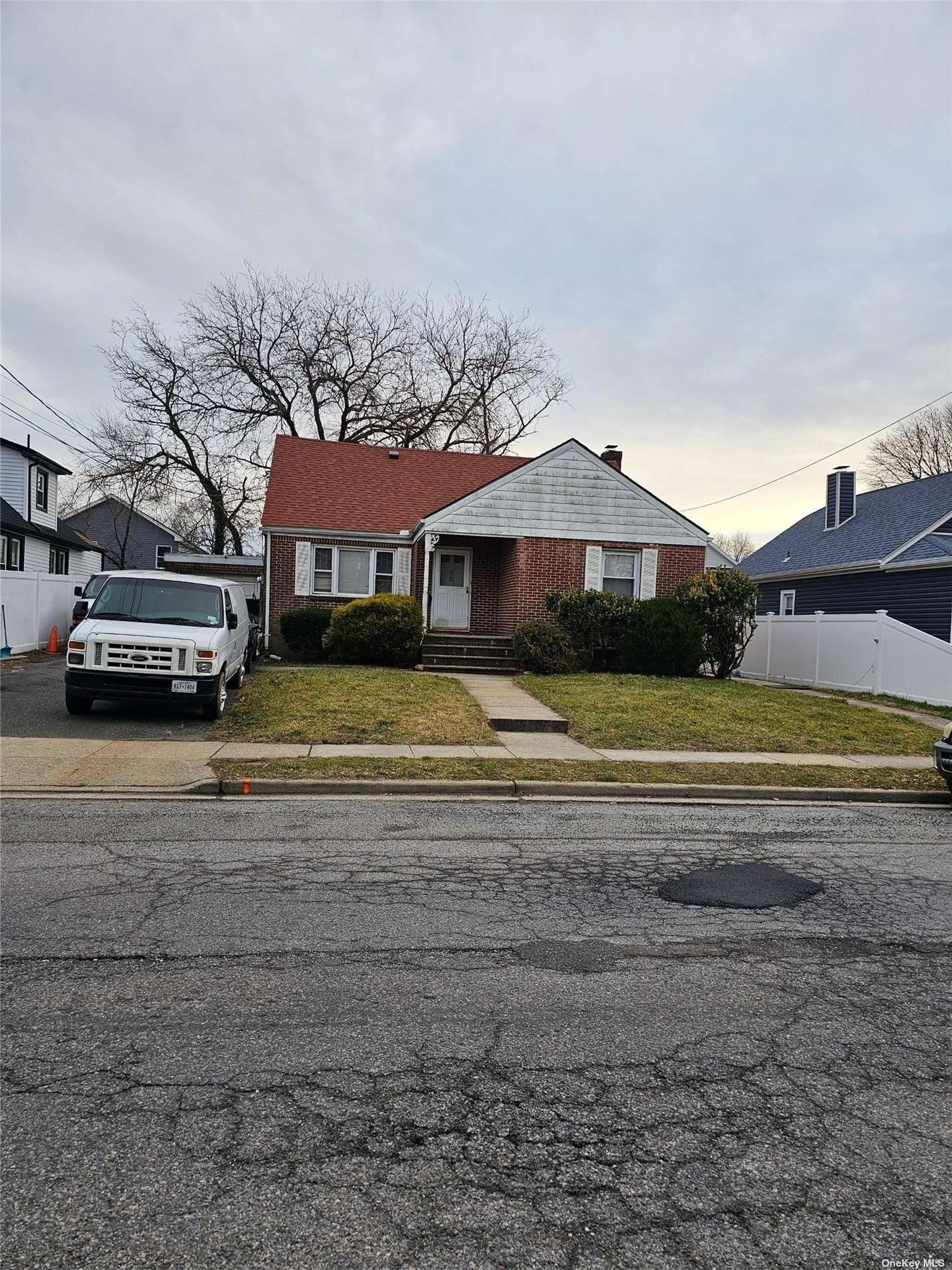 66 E Greenwich Avenue, Roosevelt, New York image 1