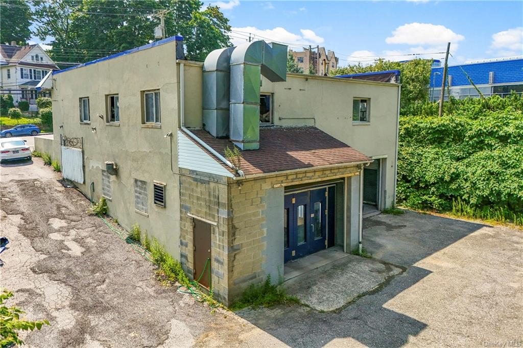 2430 Boston Post Road