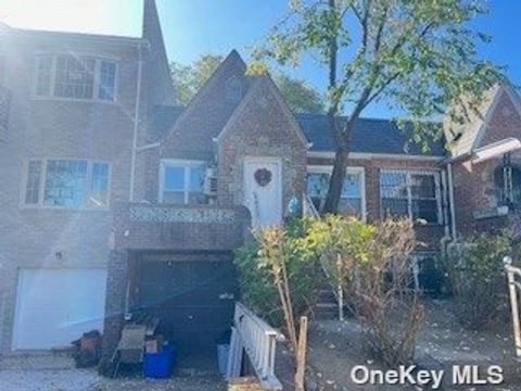 150-40 60th Avenue Flushing NY 11355