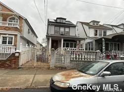 Property for Sale at 11552 118th Street, South Ozone Park, Queens, NY - Bedrooms: 4 
Bathrooms: 2 
Rooms: 8  - $649,000