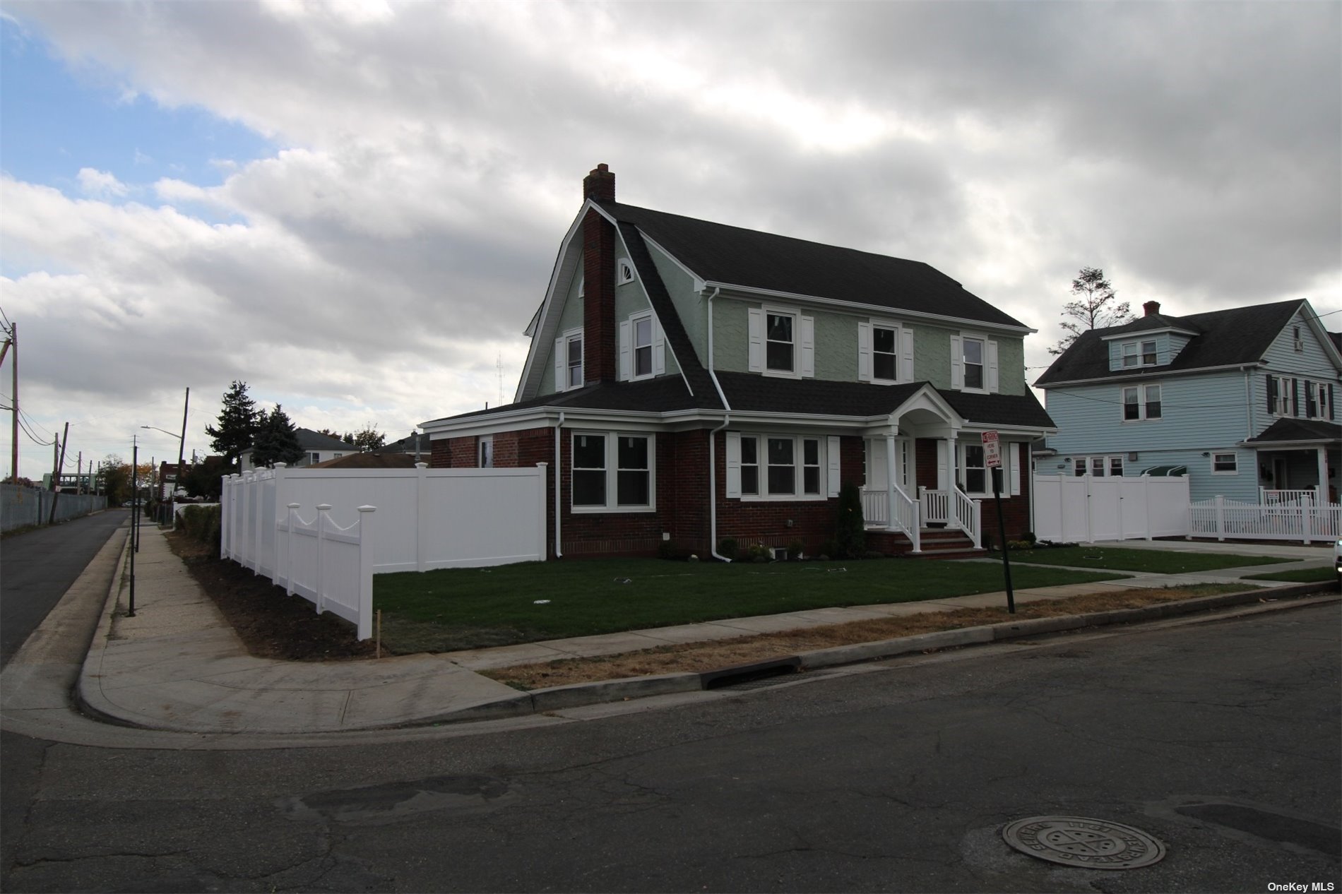 46 Miller Place, Hempstead, New York image 3