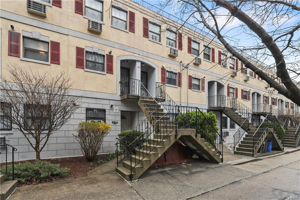 Property for Sale at 848 Leland Avenue 27C, Bronx, New York - Bedrooms: 2 
Bathrooms: 2 
Rooms: 4  - $325,000
