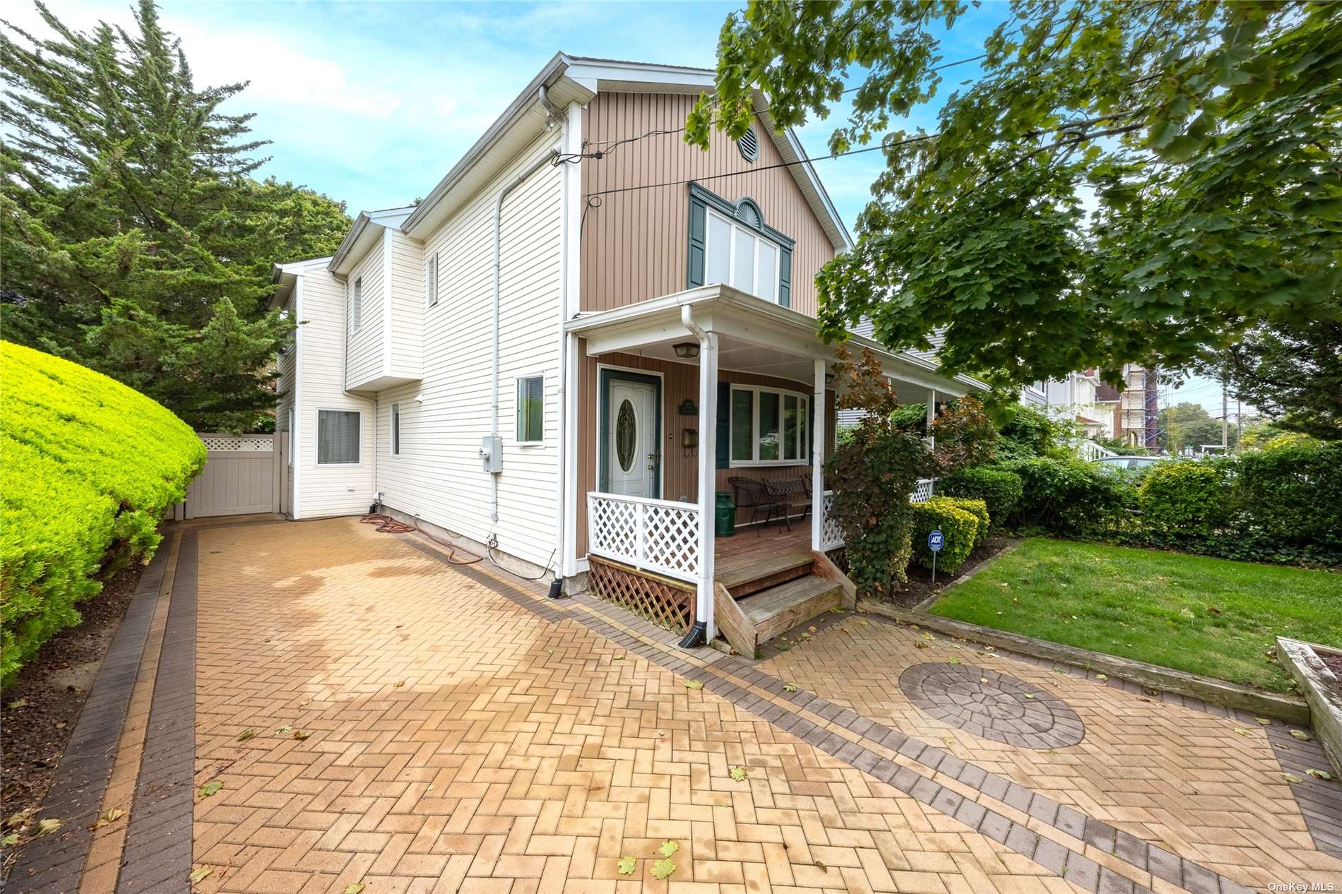 2777 Park Avenue, Baldwin, New York image 34