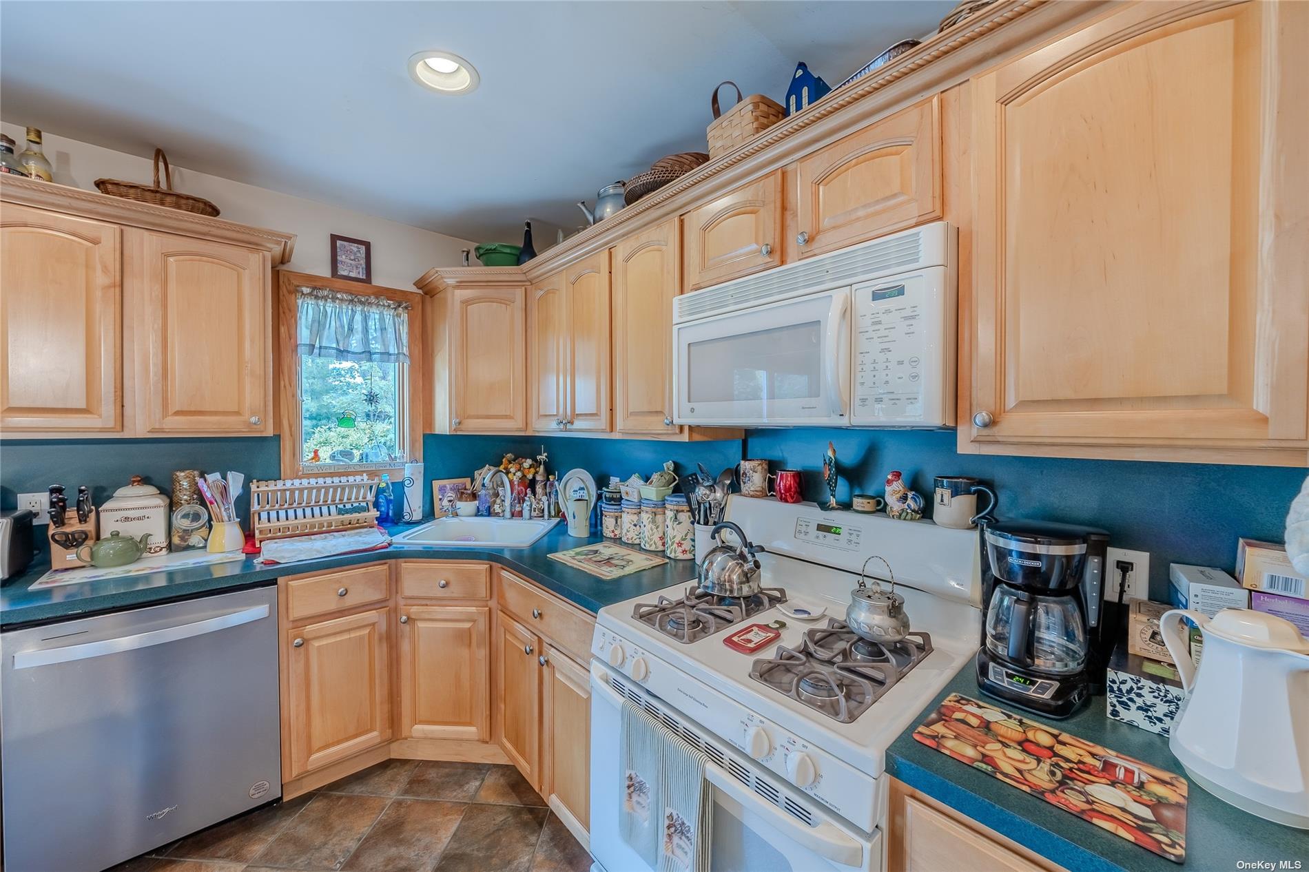 2777 Park Avenue, Baldwin, New York image 11