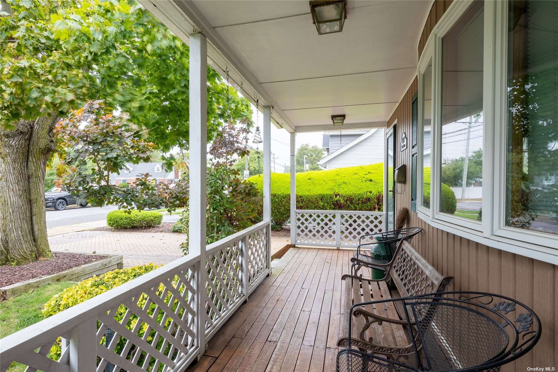 2777 Park Avenue, Baldwin, New York image 2