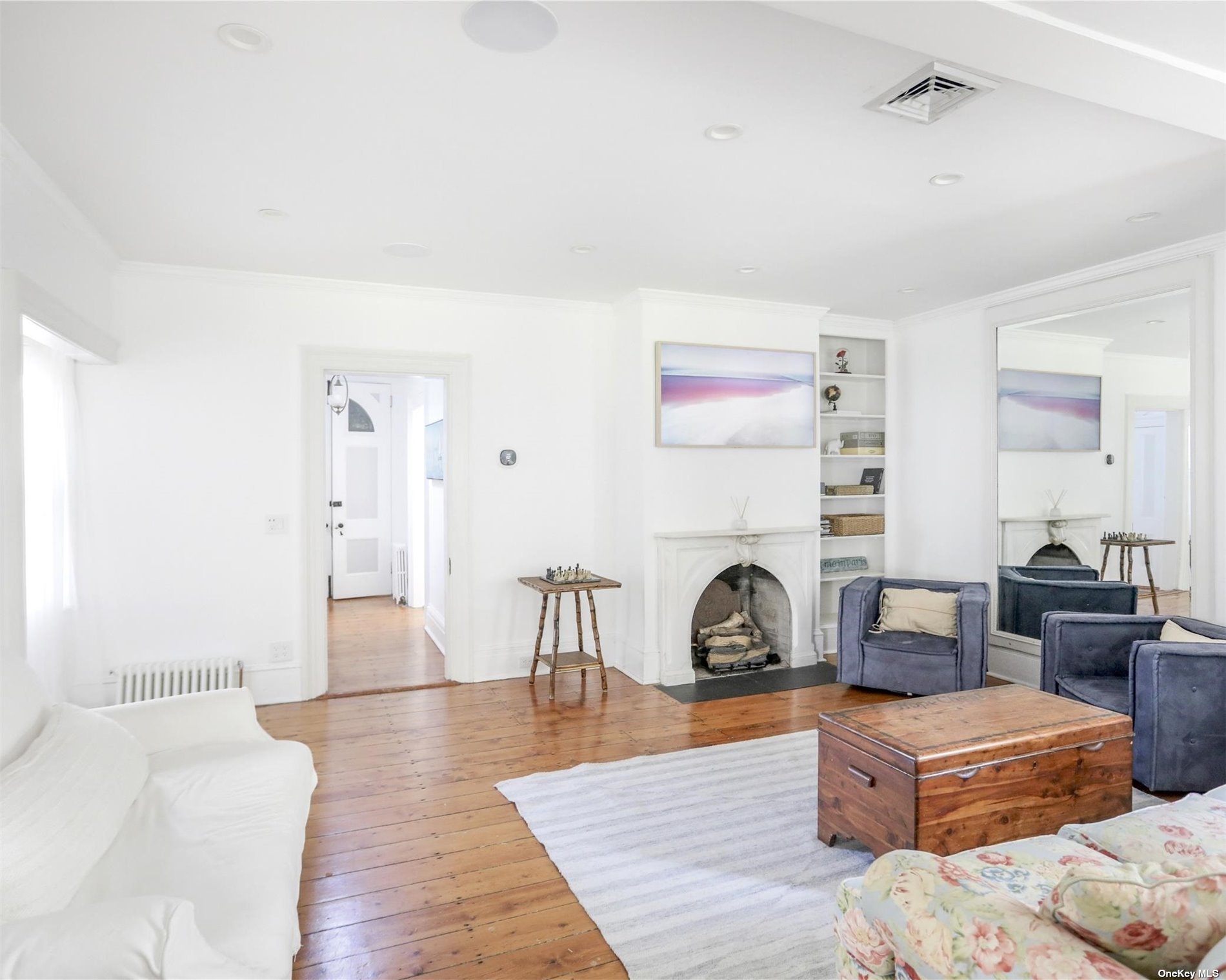 22 Bellport Lane, Bellport Village, New York image 4