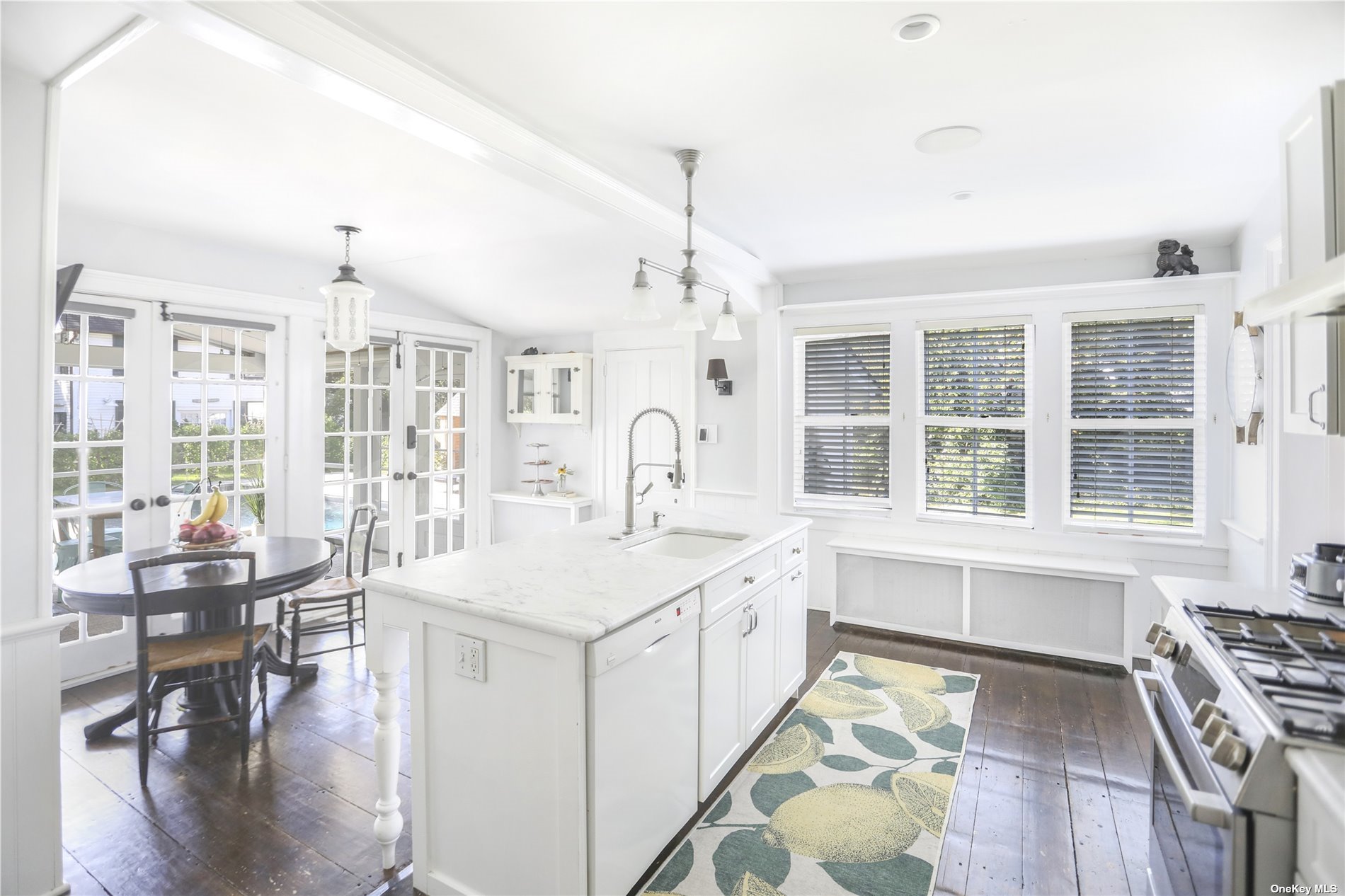 22 Bellport Lane, Bellport Village, New York image 8