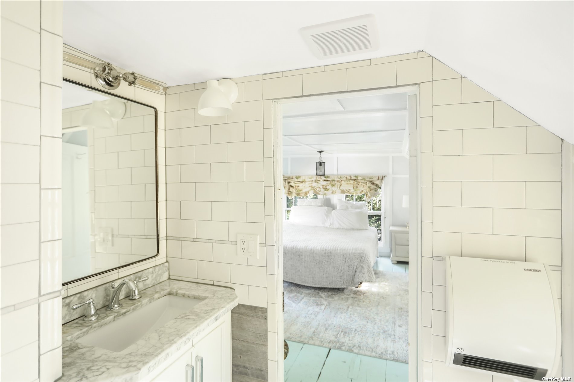 22 Bellport Lane, Bellport Village, New York image 23