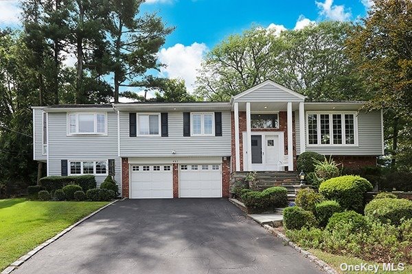 461 Elm Drive, Roslyn, New York image 1